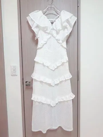 LILY BROWN 스트레치 레이스 원피스