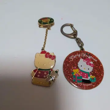 헬로키티 배지, 키링