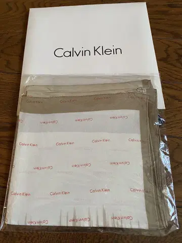 Calvin Klein 실크 스톨 베이지 로고 패턴 미사용품