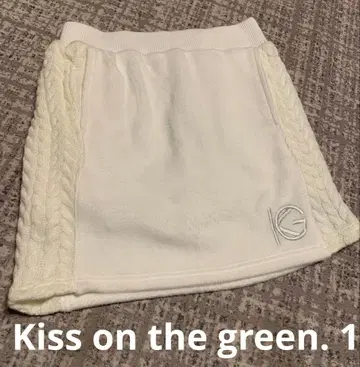 새상품 KISS ON THE GREEN 키스온더그린 골프 스커트