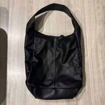 가죽 숄더백