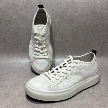 ecco 에코 스니커즈 스트릿 에이스 화이트 24cm