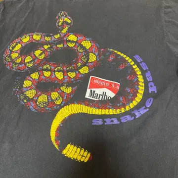 90s Marlboro'Snake Pass'T-shirt