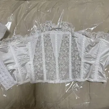 브라이덜 이너 레이스 장식