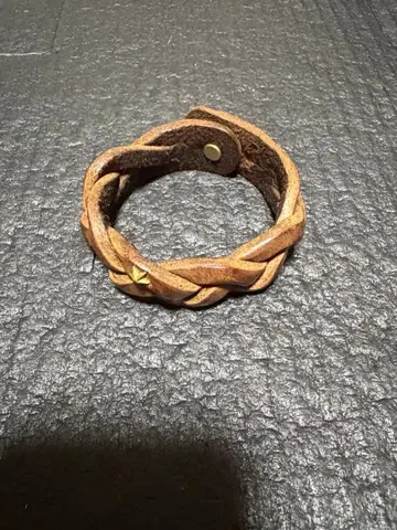 가죽 뜨개질 팔찌 약 20cm
