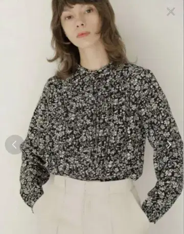 토널 꽃무늬 긴팔 블라우스