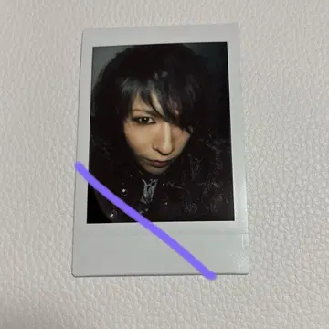 골든 폭격기 우타히로바 준 폴라로이드