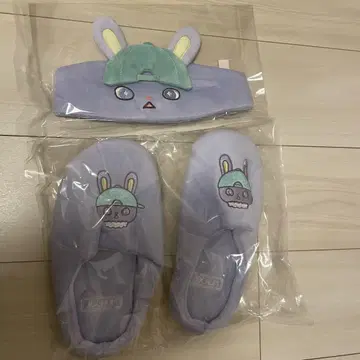 Jochum 치마타 슬리퍼 헤어밴드