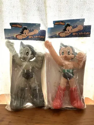 철완 아톰 하이 그레이드 피규어 컬러, 화이트 블랙 2체 세트