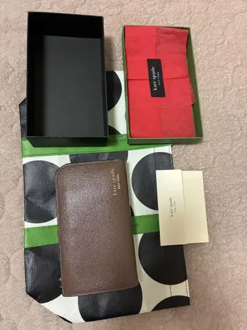 kate spade 브라운 가죽 접이식 지갑