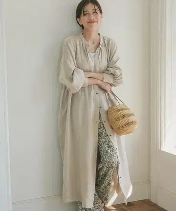 어반 리서치 도어스 린넨 개더 원피스
