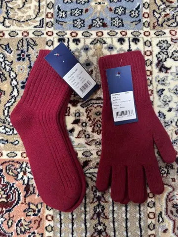 캐시미어 양말과 장갑 세트