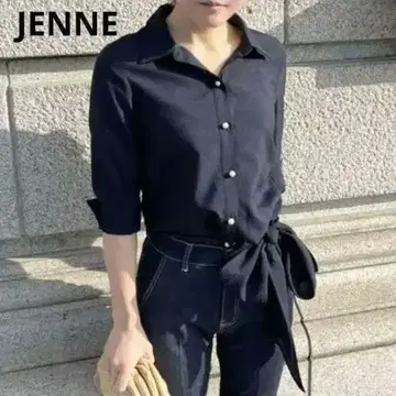 젠느 JENNE 네이비 펄 버튼 리본 셔츠