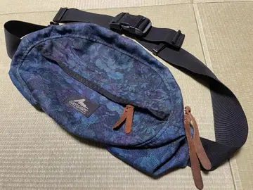 그레고리 테일 메이트 S 바디백 블루