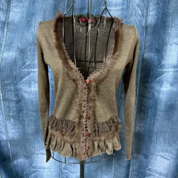 엄청 귀여운 긴팔 퍼 프릴 가디건 y2k 페어리 그런지