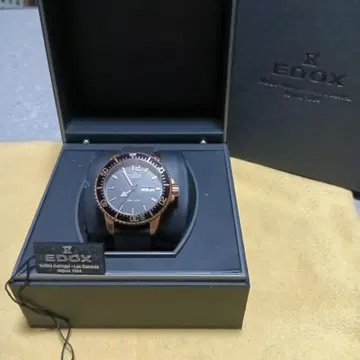 EDOX 100m 방수 쿼츠 손목시계 블랙/골드