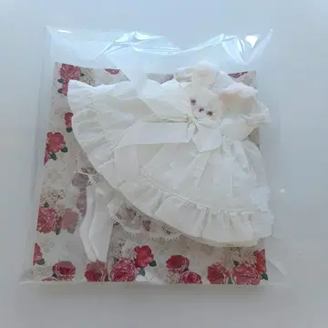 네오 브라이스 인기 작가님 작품 아웃핏 중고품