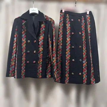 Yamada/꽃무늬 자수 / 셋업
