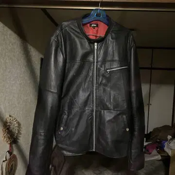 블랙 가죽 싱글 라이더 자켓