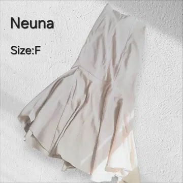 새상품급 [ Neuna  ] 머메이드 스커트 아이보리 플레어 슬릿 F