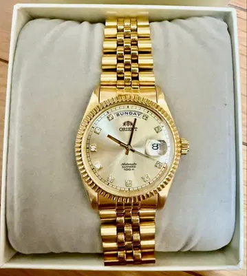 ORIENT 자동 와인딩 손목시계 SEVOJ001GY 골드 daydate