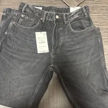 ZARA 블랙 그레이 데님 팬츠 사이즈 40 미사용품