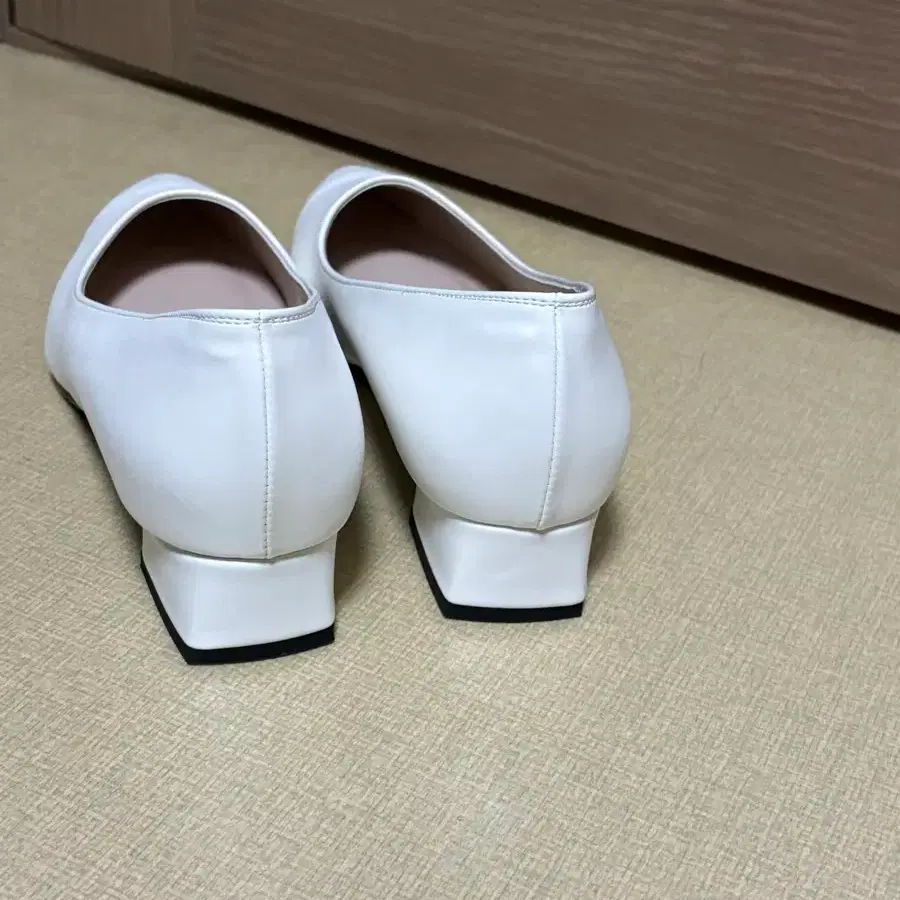 Supromshu comfortable wedding shoes 250 edge stiletto on Bunjang Global  Site., image size:900x900