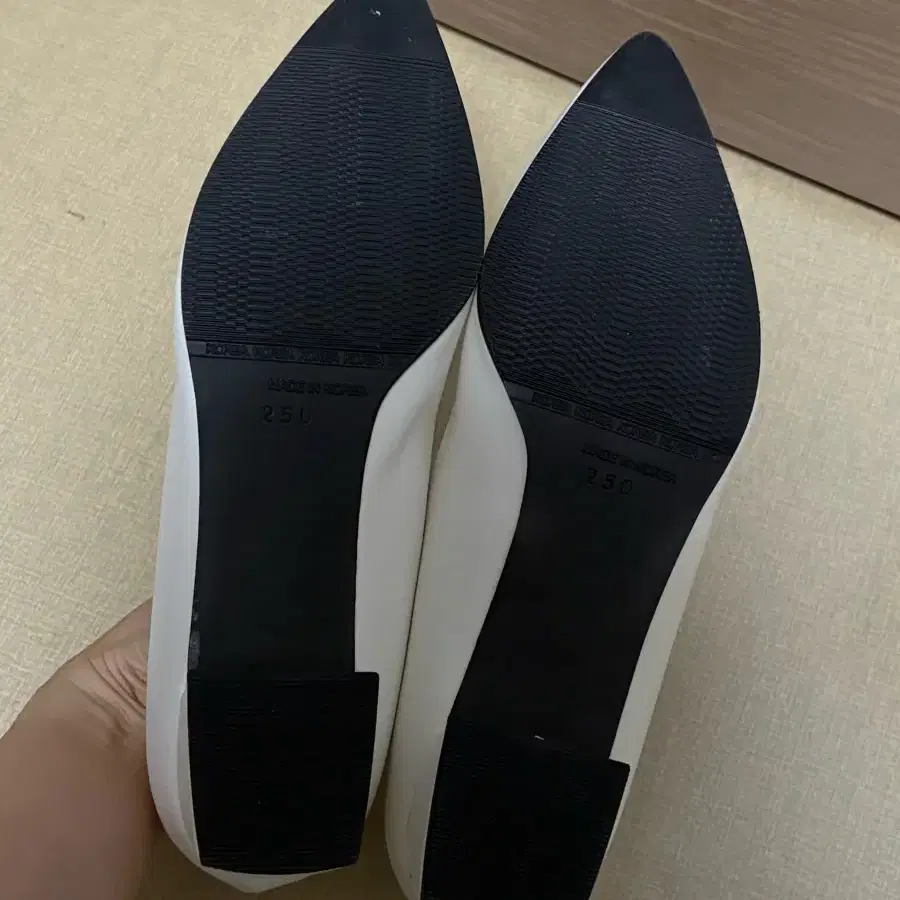 Supromshu comfortable wedding shoes 250 edge stiletto on Bunjang Global  Site., image size:900x900