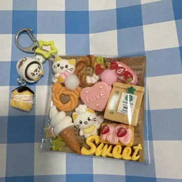 가챠 채워넣은 듯한 파우치 쿠킹 고양이