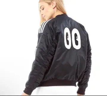 adidas 해티 스튜어트 봄버 자켓 아디다스 오리지널 M