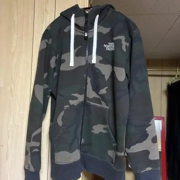 THE NORTH FACE 카모플라쥬 후드티