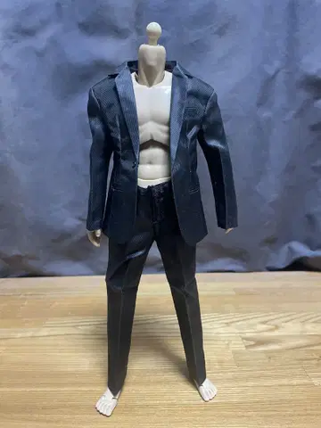 1/6 갱스터즈 킹덤 하트 4 상하의 수트