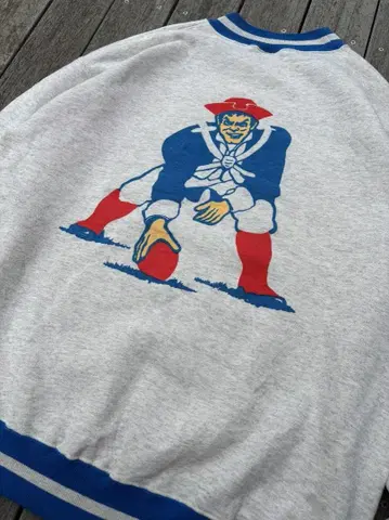 90's NFL 'Patriots' Print Sweat XL