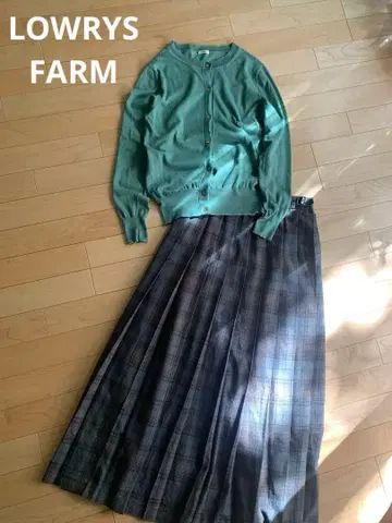컨디션 최상 LOWRYS FARM 체크 플리츠 롱 스커트 그레이 브라운
