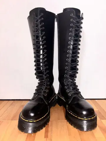 단종품 Dr.Martens 닥터마틴 BRITAIN 통굽 롱 부츠