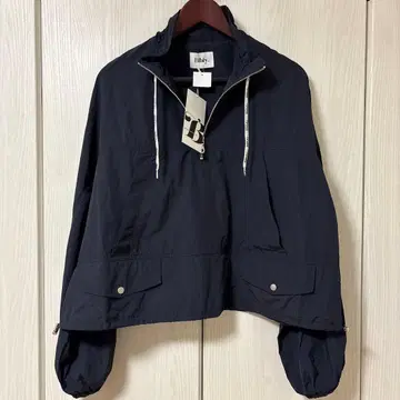 정품 Bibiy. NELLY WINDBREAKER TOP 네이비