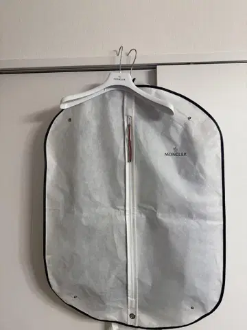 MONCLER 가먼트 백