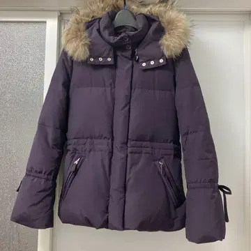 새상품급 INGEBORG 퍼 달린 다운 자켓