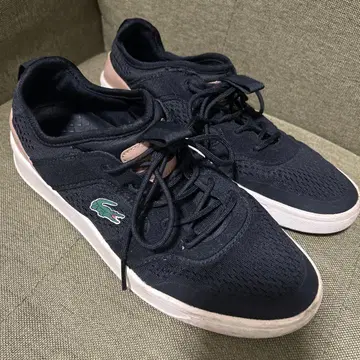 Lacoste 네이비 메쉬 스니커즈