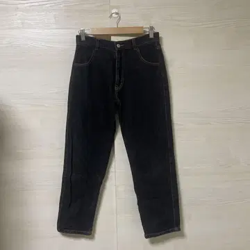 [ RUUBON ] 성숙 캐주얼로 연출하는 하이웨스트 스트레이트 청바지