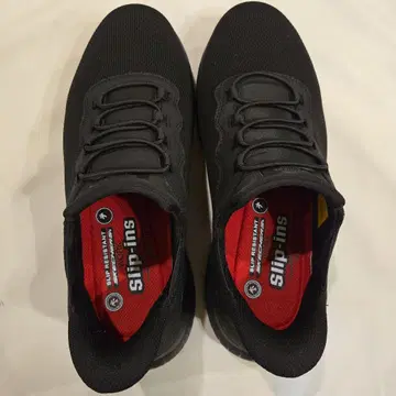 Skechers HYPER BURST 슬립온 블랙