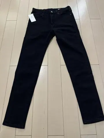 택 포함 새상품 UNITED ARROWS 스키니 블랙 데님 팬츠 S