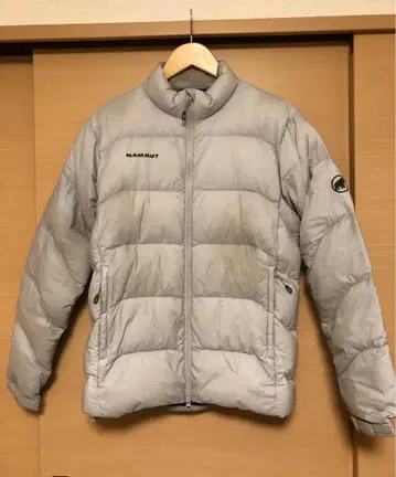 MAMMUT 그레이 다운 자켓