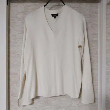 Theory 아이보리 V넥 스웨터 S