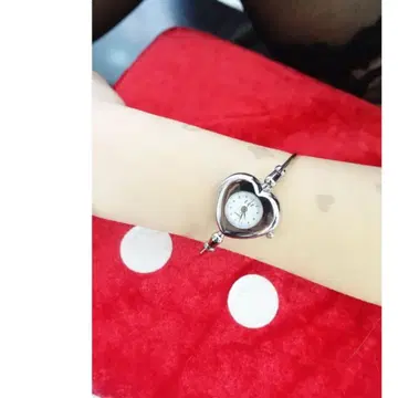 アクセサリー EEESPACE 2 HEART WATCH eee space 이스페이스 2 HEART WATCH 하트 시계 | 브랜드 중고
