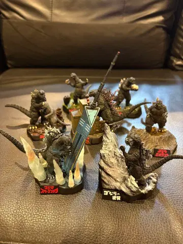 고질라 전집 2nd 컴프 피규어 스페이스고질라 고질라의 역습 덤