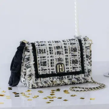 JILL BY JILLSTUART 트위드 플랩 백