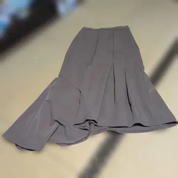 AMERI 어시멘틀리 스커트