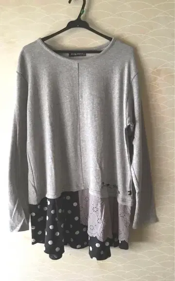 드럭 스토어 그레이 긴팔 튜닉