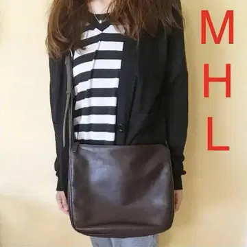 MHL. 마가렛호웰 다크 브라운 가죽 숄더백 구형 로고